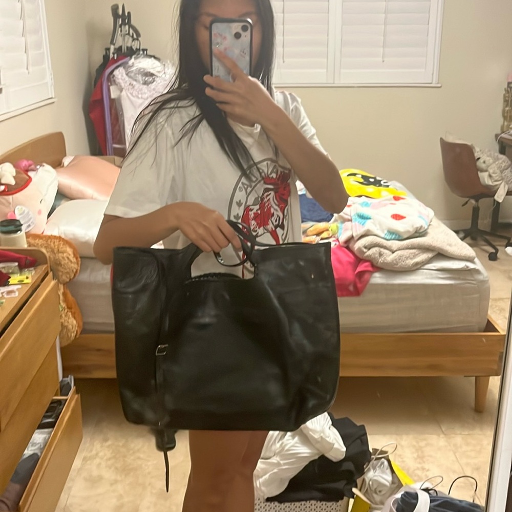 Large Black Tote Bag with Spacious Design